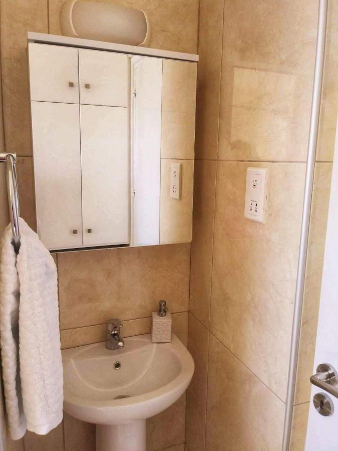 Adalena Court Apartment Paralimni Bagian luar foto